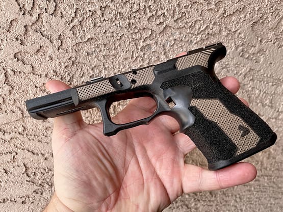RTS: Glock 19 Gen 3 - Hybrid Alpha Atrox (frosted)