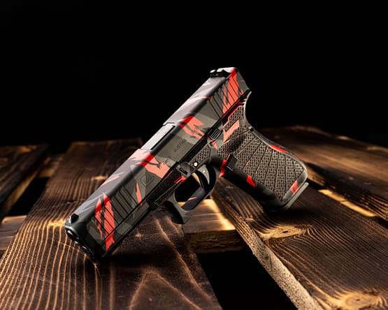 RTS: Glock 17 Gen 5 - Red Tiger Stripe Diamondplate