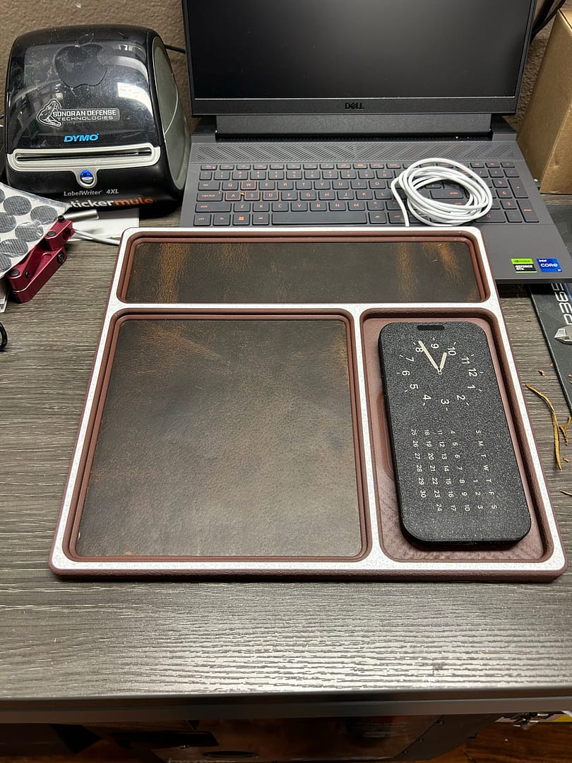 EDC Flat Tray Large w/ Phone Base